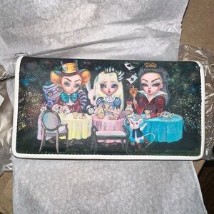 Alice In Wonderland Character Print Wallet - NWT full zip coin and card slots